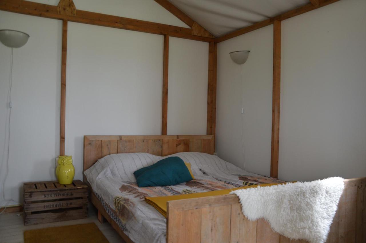 Boerderij Camping Nixhoeve Genderen Exterior foto